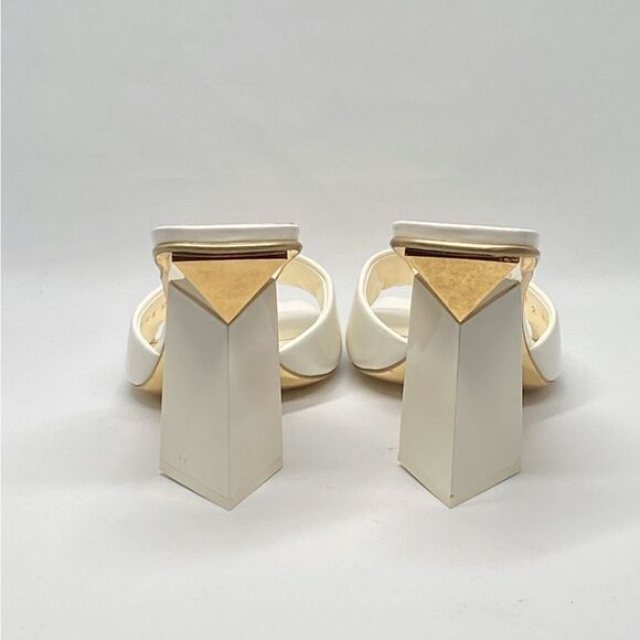 Valentino Garavani One Stud Hyper Slide Sandals In Patent Leather size 38.5 - Picture 10 of 15